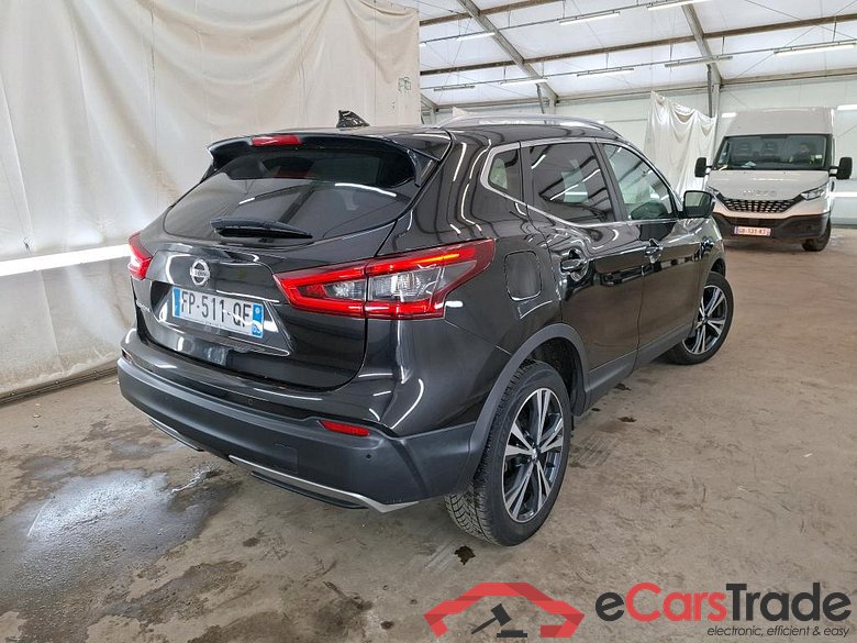 NISSAN Qashqai / 2017 / 5P / Crossover 1.3 DIG-T 140 N-Connecta #3