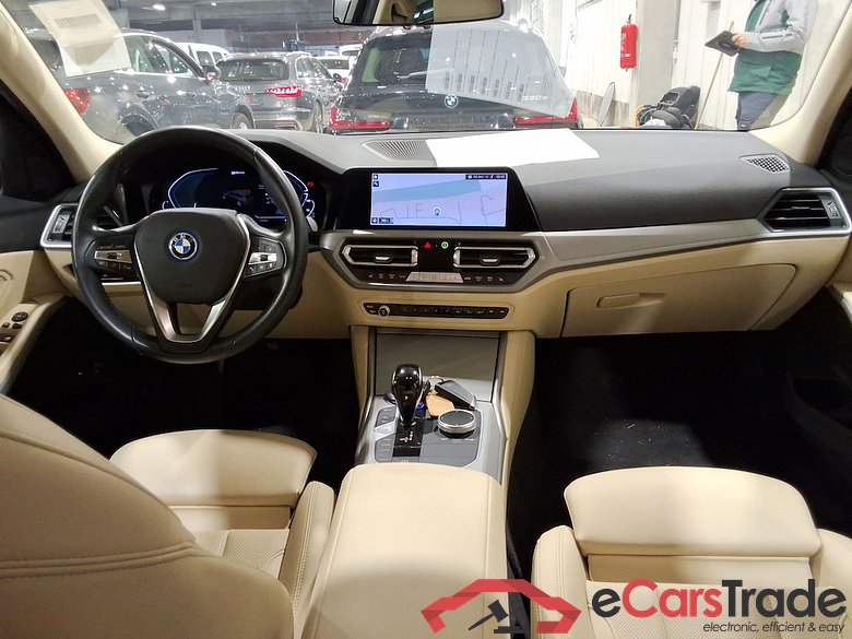 BMW 3 SERIES TOURING 2.0 330E (215KW) TOURING #6