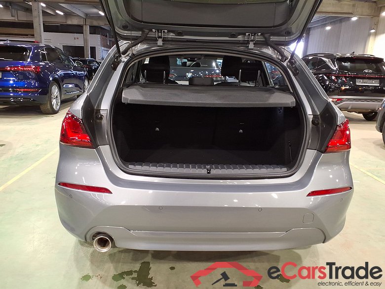 BMW 1 SERIES HATCH 1.5 116I (80KW) #3