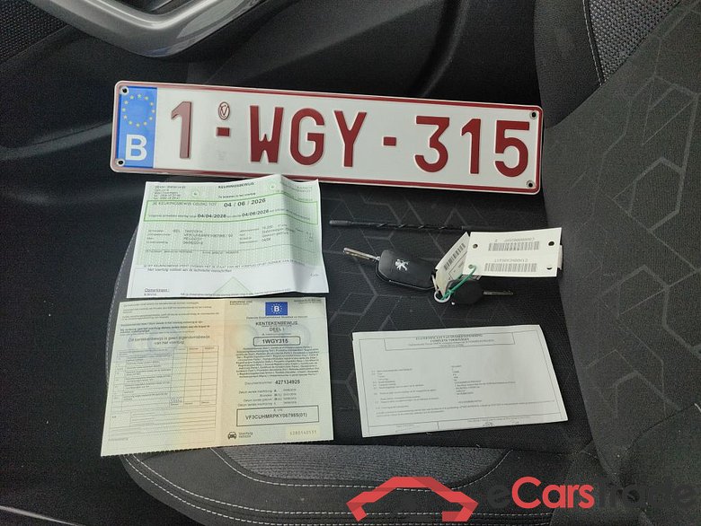 Peugeot 2008 1.2 Puretech 61kW S&S Active 5d #4