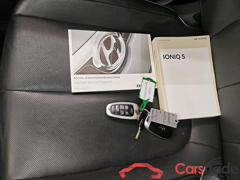 Hyundai IONIQ 5 73kWh Lounge 4WD auto 5d #4