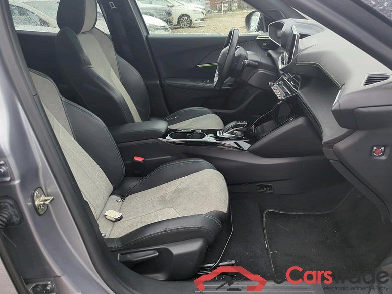 Peugeot e-2008 GT Première EV 50kWh 136 7,4kW 5d #6