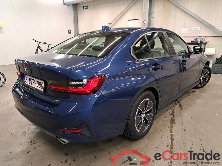 BMW - BMW 3 BERLINE 318iA 156PK Business Edition With Heated Sport Seats & Heated Steering Wheel & Parking Assistant Pack   * PETROL * #2