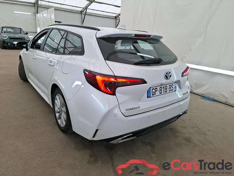 TOYOTA Corolla Touring Sports / 2018 / 5P / Break Hybride 122h Dynamic Business Beyond Zer #2