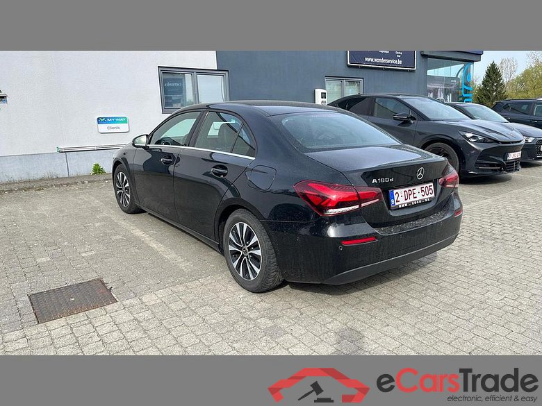 MERCEDES-BENZ Classe A Sedan Dsl (V177) A 180 d #2