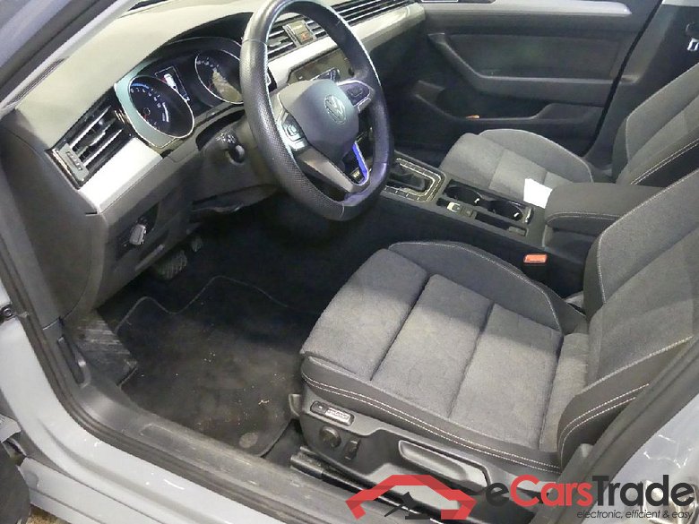 Passat Variant GTE 1.4 TSI 160KW AT6 E6d #4