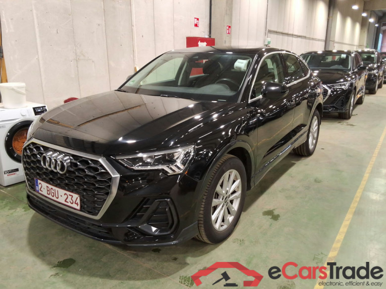AUDI Q3 Sportback 1.4 45 TFSI E S TRONIC #1