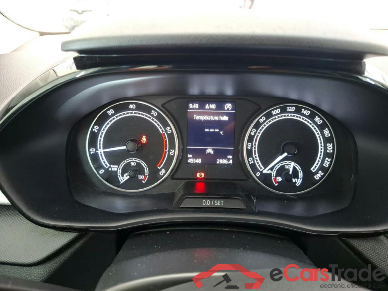 Fabia Ambition 1.0 MPI 80CV BVM5 E6d #6