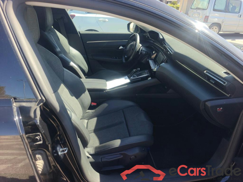 PEUGEOT 508 / 2018 / 5P / berlina con portón 5P Allure Pack PureTech 130 S&S EAT8 #6