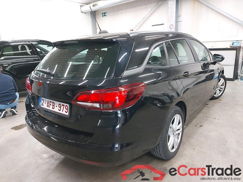 OPEL - OPE ASTRA SPORTS TOURER Turbo D 105PK Edition With Multimedia Nav & Winter Pack & Park Pilot Front & Rear #2