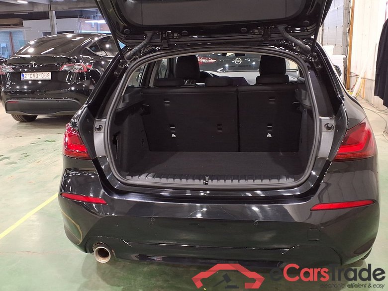 BMW 1 SERIES HATCH 1.5 118I (100KW) #3