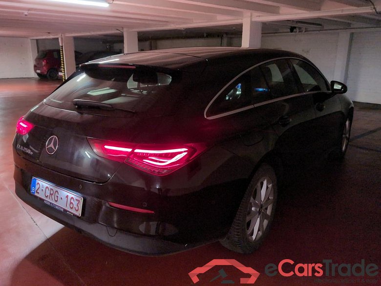 Mercedes CLA 250e SB Plug-In Hybrid Aut. LED-Xenon Widescreen Navi 1/2 Sport-Leather KeylessGo Camera Klima PDC ... #3