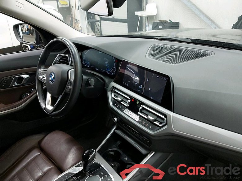 BMW - BMW 3 TOURING 320e 204PK Business Edition With Vernasca Heated Sport Seats & Active Cruise & Driving Assistant * HYBRID * #3