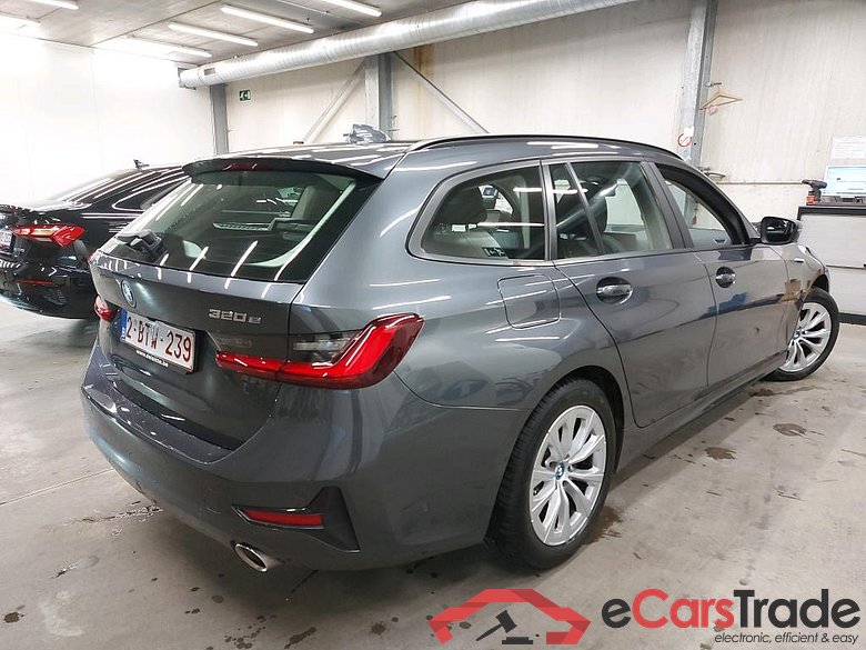 BMW - BMW 3 TOURING 320e 204PK Business Edition With Vernasca Heated Sport Seats & Active Cruise & Driving Assistant * HYBRID * #2