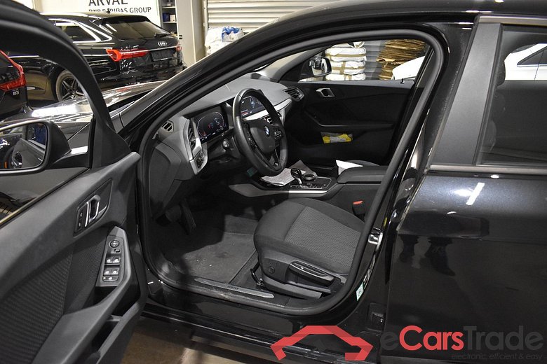 Baureihe 1 Lim. 118 i Advantage 1.5 100KW AT7 E6d #4