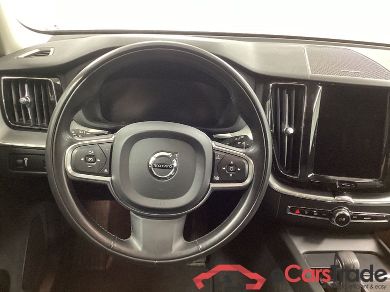 Volvo, XC60 '17, Volvo XC60 B4 P Geartronic Momentum Pro 5d #5