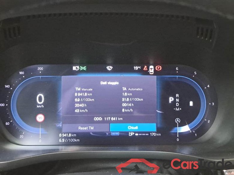 VOLVO XC60 / 2021 / 5P / SUV B4 D AUTOMATICO ESSENTIAL #4