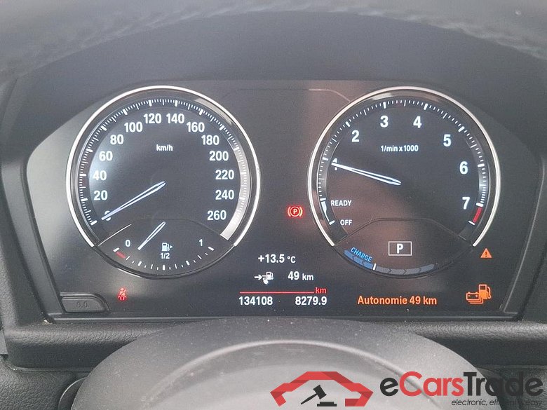 BMW Serie 2 Active Tourer / 2018 / 5P / monospace 225xe Business Design Auto #6