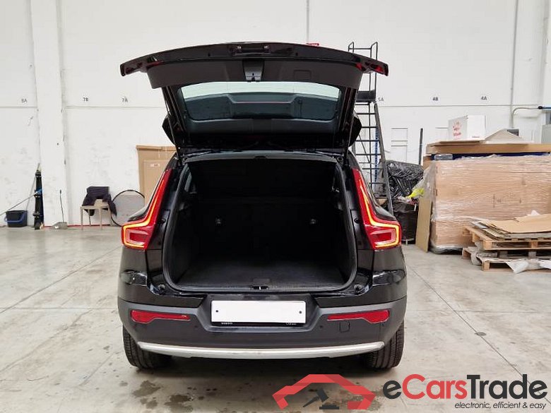 VOLVO XC40 / 2021 / 5P / SUV T4 RECHARGE PLUG-IN AUTO ESSENTIAL #5