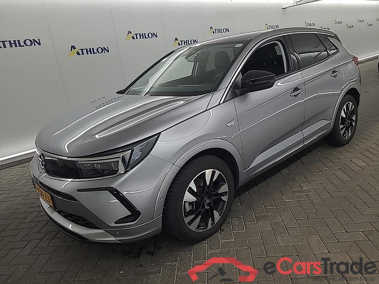 OPEL Grandland 1.6 Turbo 168kW Hybrid Business Ed. Auto 5D