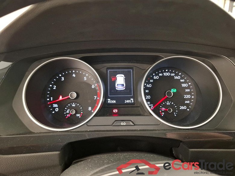 VOLKSWAGEN Tiguan / 2020 / 5P / SUV 1.5 TSI 150 DSG7 LIFE BUSI #6