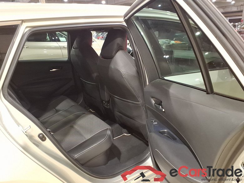 TOYOTA COROLLA TOURING SPORTS 1.8 HYBRID PREMIUM E-CVT #5