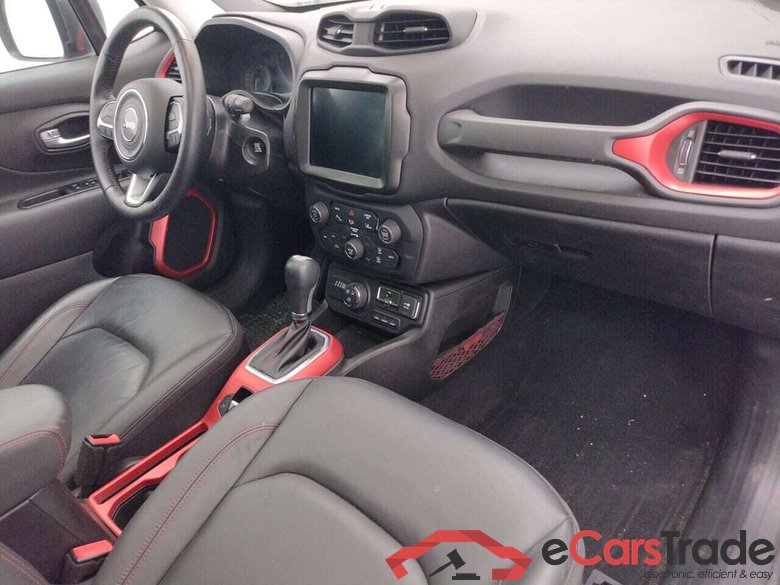 JEEP RENEGADE 1.3 T4 TRAILHAWK #3
