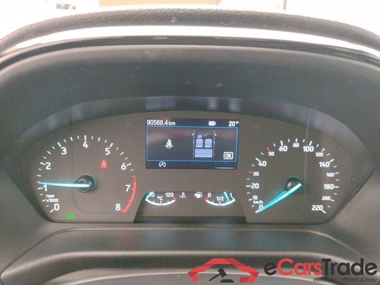 FORD Fiesta 1.0 EBH Titanium #4