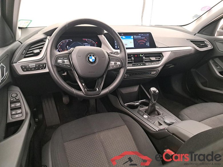 BMW Série 1 / 2019 / 5P / Berline 116i Business Design #5
