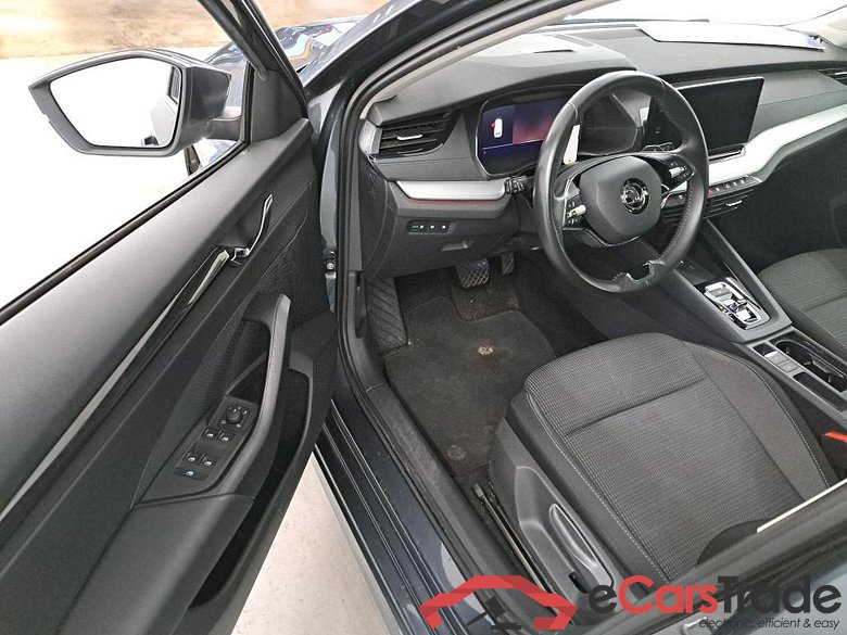 SKODA OCTAVIA COMBI 1.0 TSI MHEV 81KW DSG CLEVER #5