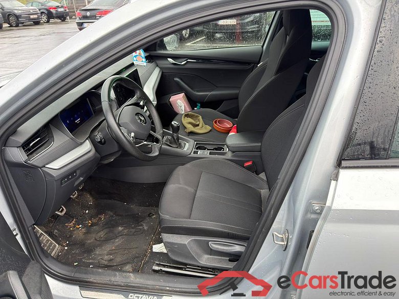 SKODA Octavia Combi Octavia Combi Clever 1.0 TSI 81kW (110ch) 6v Man. #6