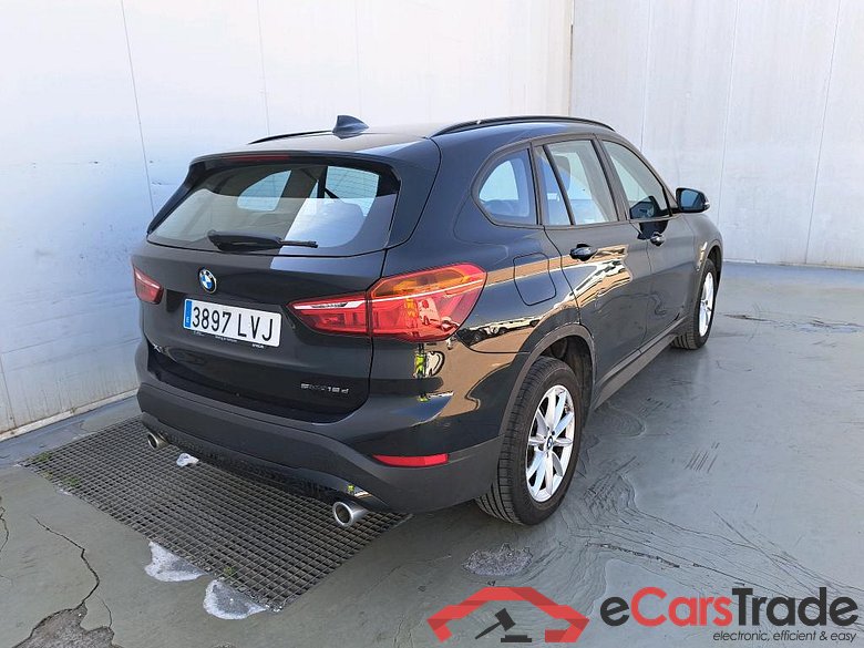 BMW X1 / 2019 / 5P / todoterreno sDrive18d #2