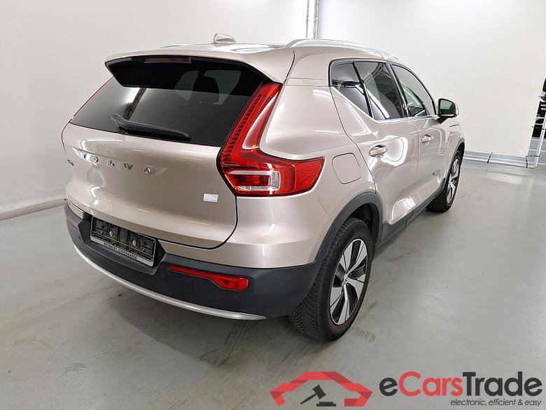 VOLVO XC40 1.5 T4 PHEV CORE DCT #4