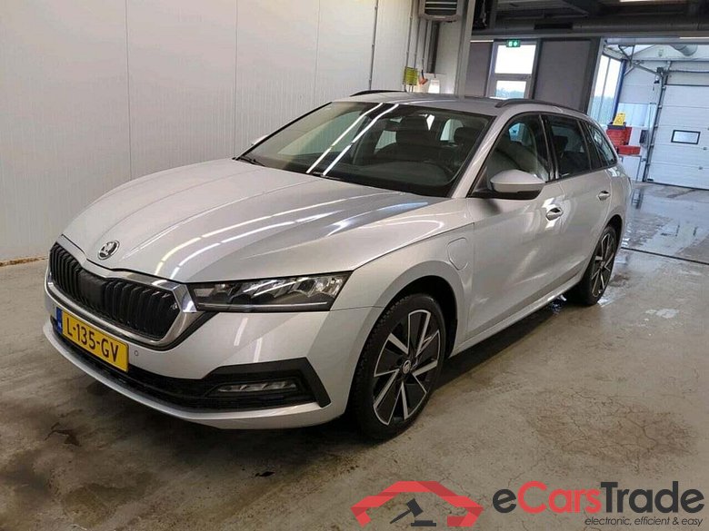 SKODA Octavia Combi 1.4 TSI iV BnsEd.