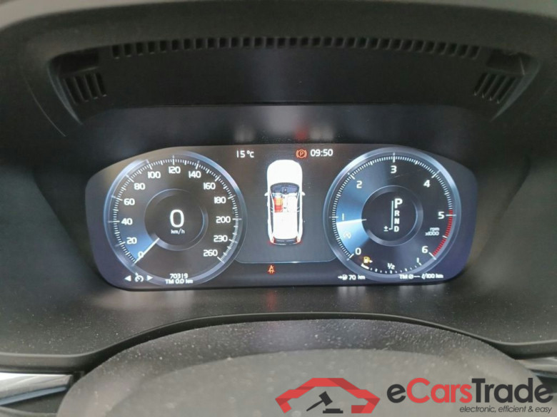 Volvo XC60 D4 140kW Geartronic R-Design 5d #6