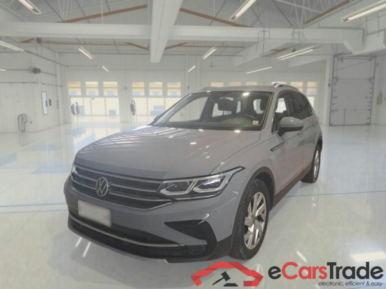 VOLKSWAGEN TIGUAN / 2020 / 5P / SUV 2.0 TDI SCR 110KW ELEGANCE DSG #1