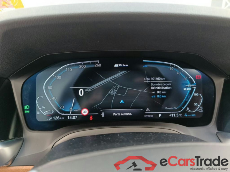 BMW 3 Reeks Berline 330e (215 kW) 4d #6