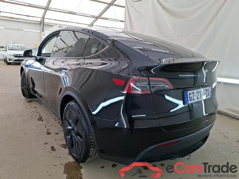 TESLA Model Y / 2020 / 5P / SUV Grande Autonomie RWD #3
