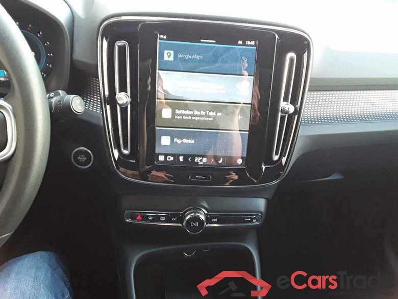 Volvo XC40 (2017->) DE - SUV5 B4 AWD EU6d, Ultimate Dark, (Facelift) 2022 - 2022 #4