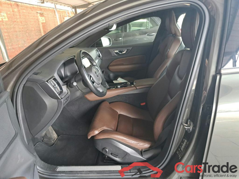 VOLVO V60 - 2018 2.0 T6 AWD PHEV Inscription Expression #5