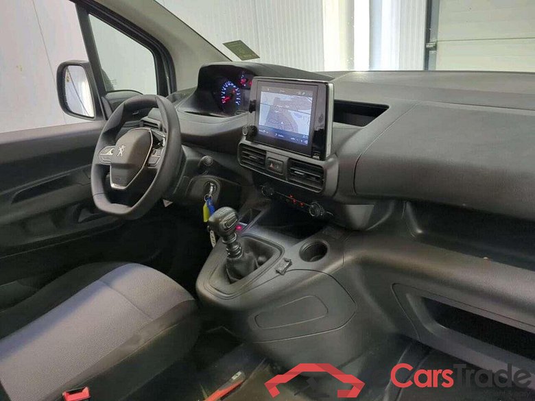 PEUGEOT Partner 1.2 PT. Premium #3