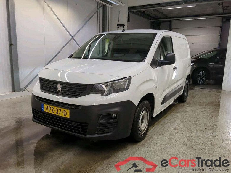 PEUGEOT Partner 1.2 PT. Premium #1