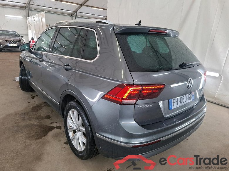 VOLKSWAGEN Tiguan / 2016 / 5P / SUV 1.5 TSI 150 EVO DSG7 Carat #2