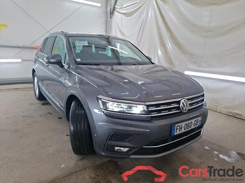 VOLKSWAGEN Tiguan / 2016 / 5P / SUV 1.5 TSI 150 EVO DSG7 Carat #4