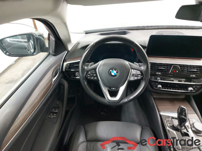 BMW 520d Aut. LED Head-Up LC-Pro ACC Sport-Leather Navi-Pro KeylessGo Camera Klima PDC ... #6