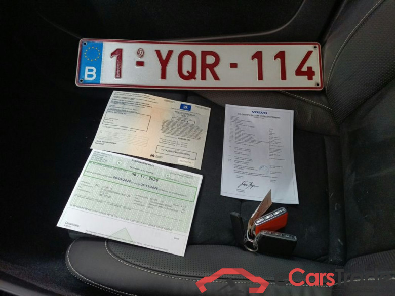 Volvo XC40 T5 Recharge Geartronic R-Design 5d #4