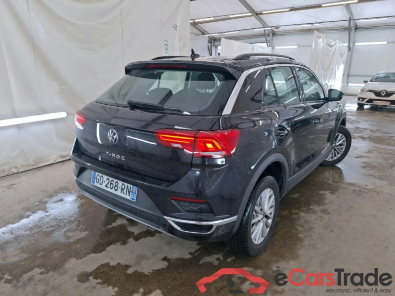 VOLKSWAGEN T-Roc / 2017 / 5P / SUV 1.0 TSI 110 LOUNGE #3