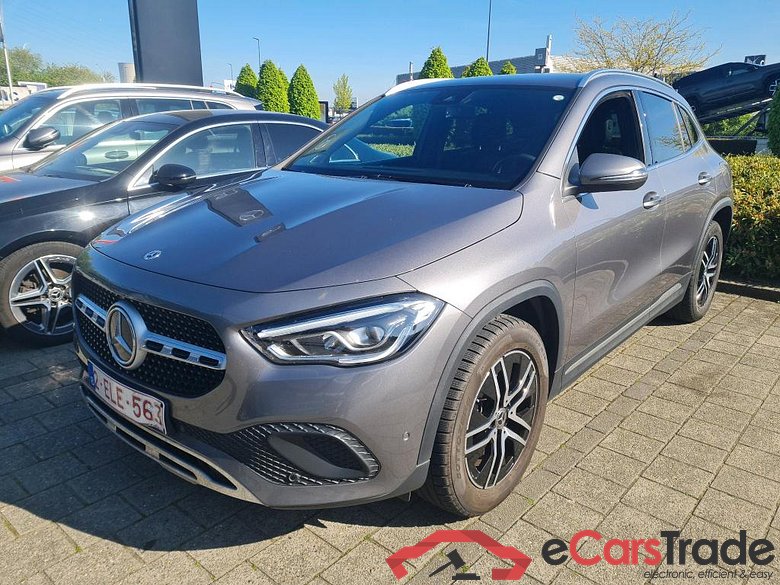 Mercedes GLA 250e Plug-In Hybrid Luxury Aut. LED-Xenon Widescreen Navi 1/2 Sport-Leather KeylessGo Camera Klima PDC ...