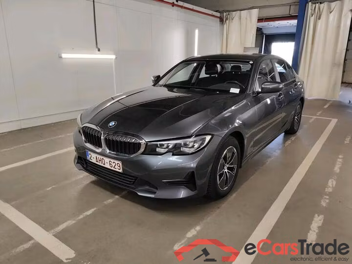 BMW 3 Reeks Berline 3 Reeks Berline 316dA (90 kW) 90kW/122pk  4D/P Auto-8