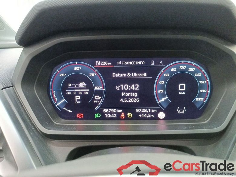 AUDI Q4 E-TRON 40 82kWh 204hp 5d #6
